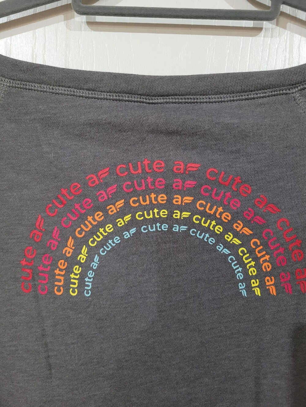 Fabletics Isabel Wide Sleeve Gray Terry Pullover Sweatshirt Rainbow Graphic Sz L - Picture 5 of 7